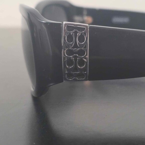 Coach Bronwen (S829) Black Sunglasses - Picture 4 of 5